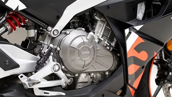 Aprilia RS 457 lifestyle view