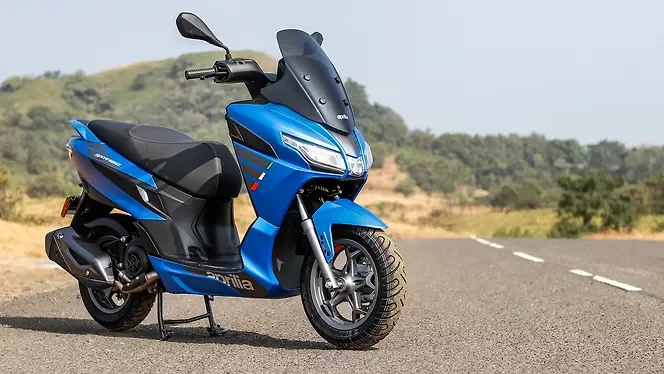 Aprilia SXR 160 front view