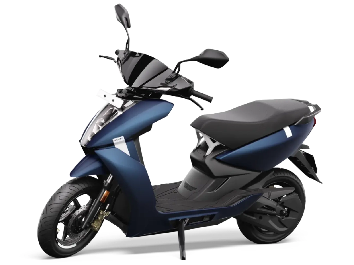 Ather 450 electric scooter in Stealth Blue paint option