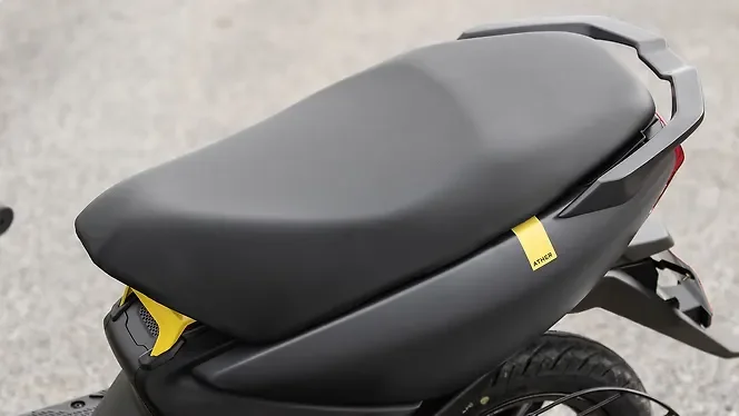 Ather 450S lifestyle view