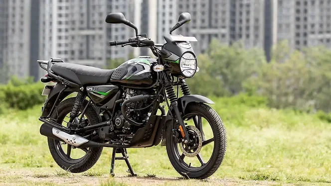 Bajaj CT 125X lifestyle view