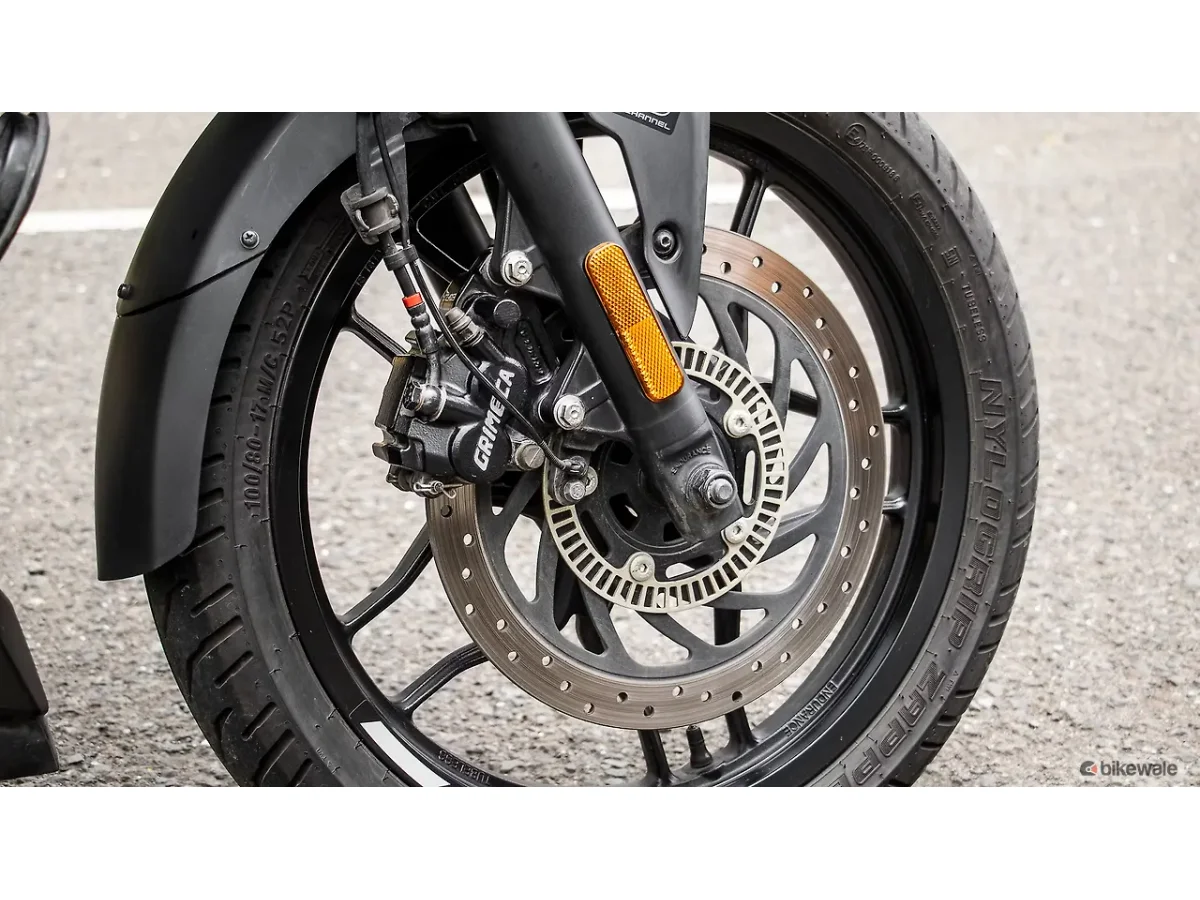 Bajaj Pulsar F250 - Front Disc Brake