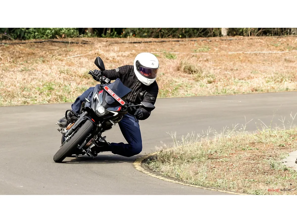 Bajaj Pulsar F250 gallery image 108