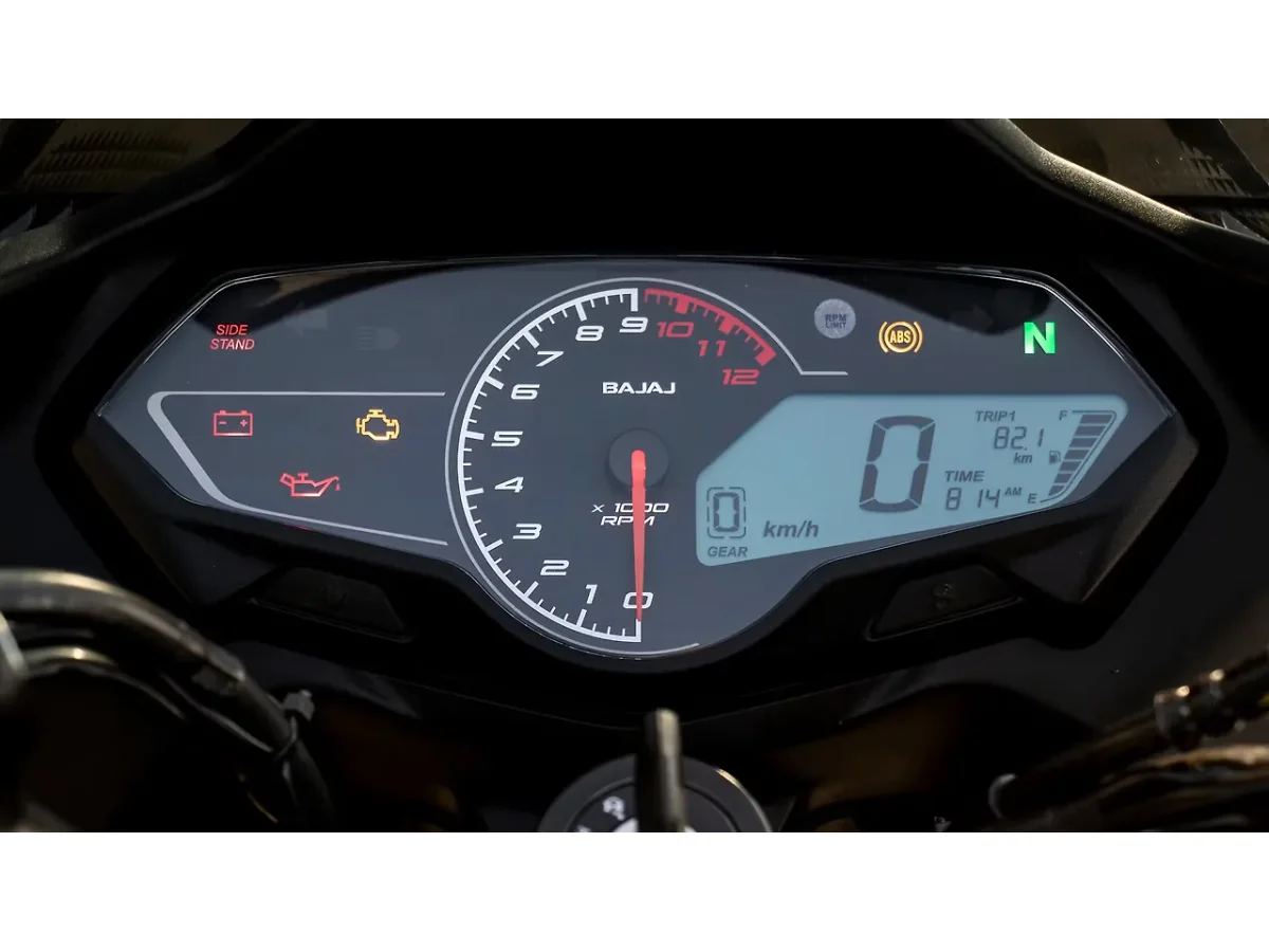 Bajaj Pulsar F250 gallery image 30