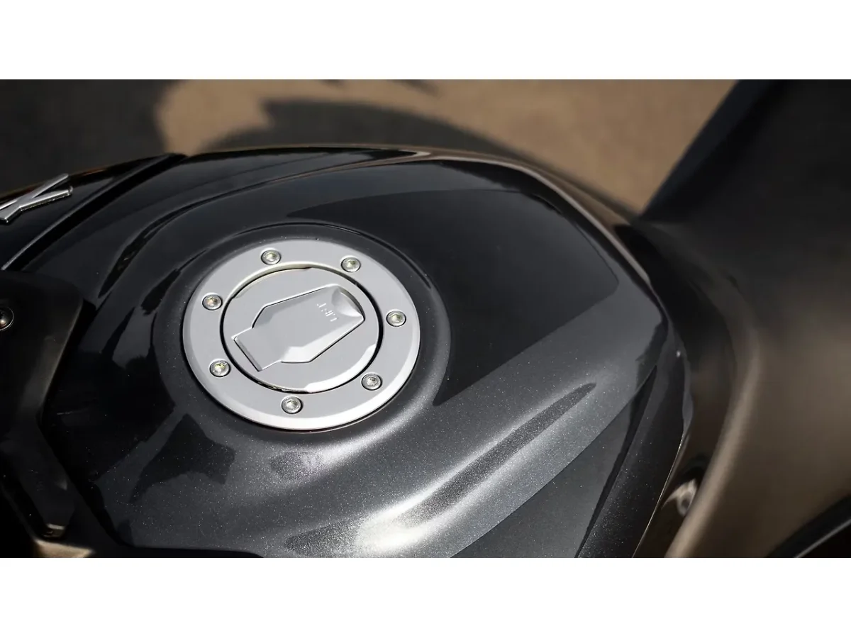 Bajaj Pulsar F250 gallery image 31