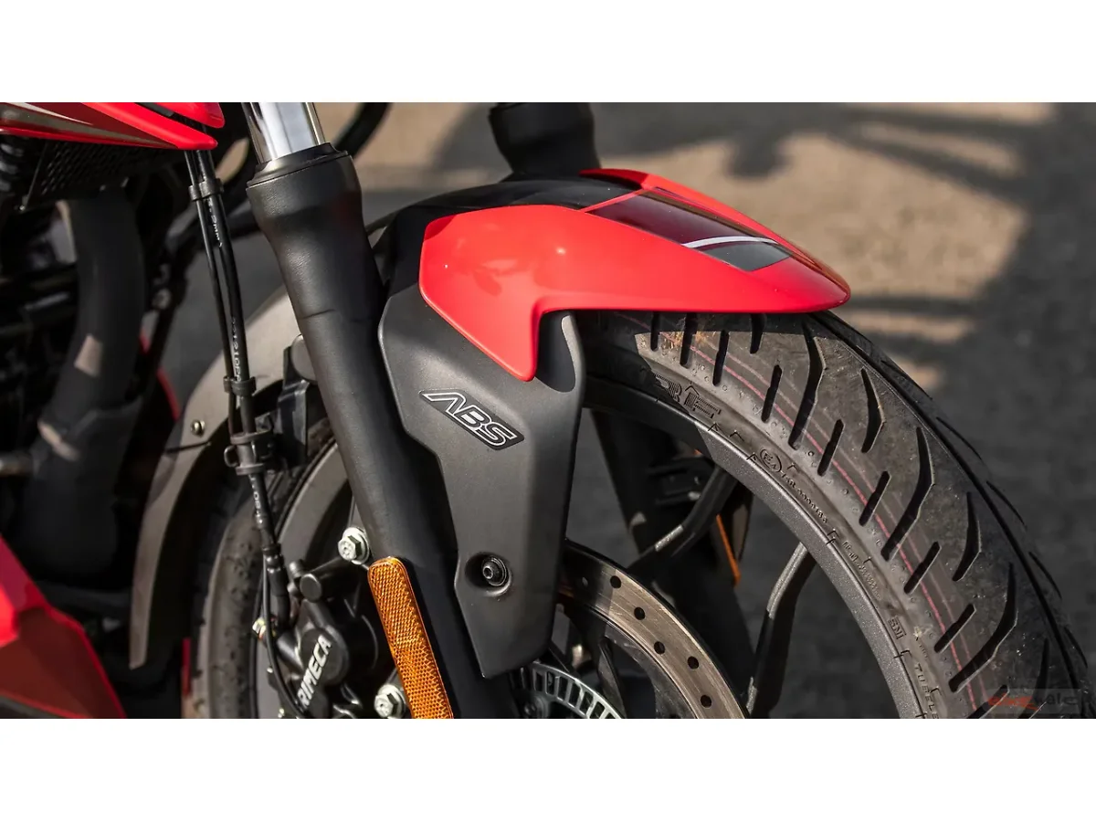 Bajaj Pulsar F250 gallery image 89