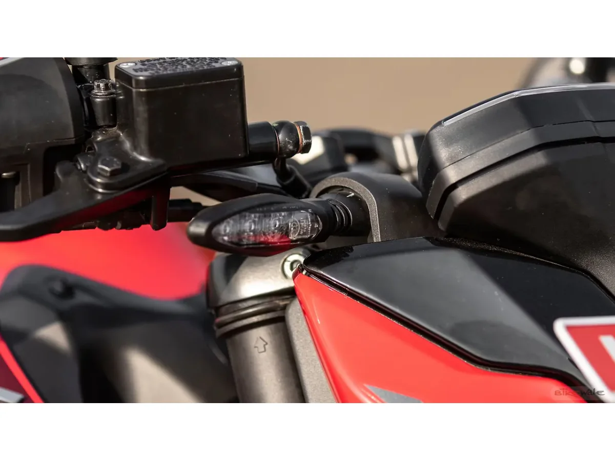 Bajaj Pulsar F250 gallery image 99