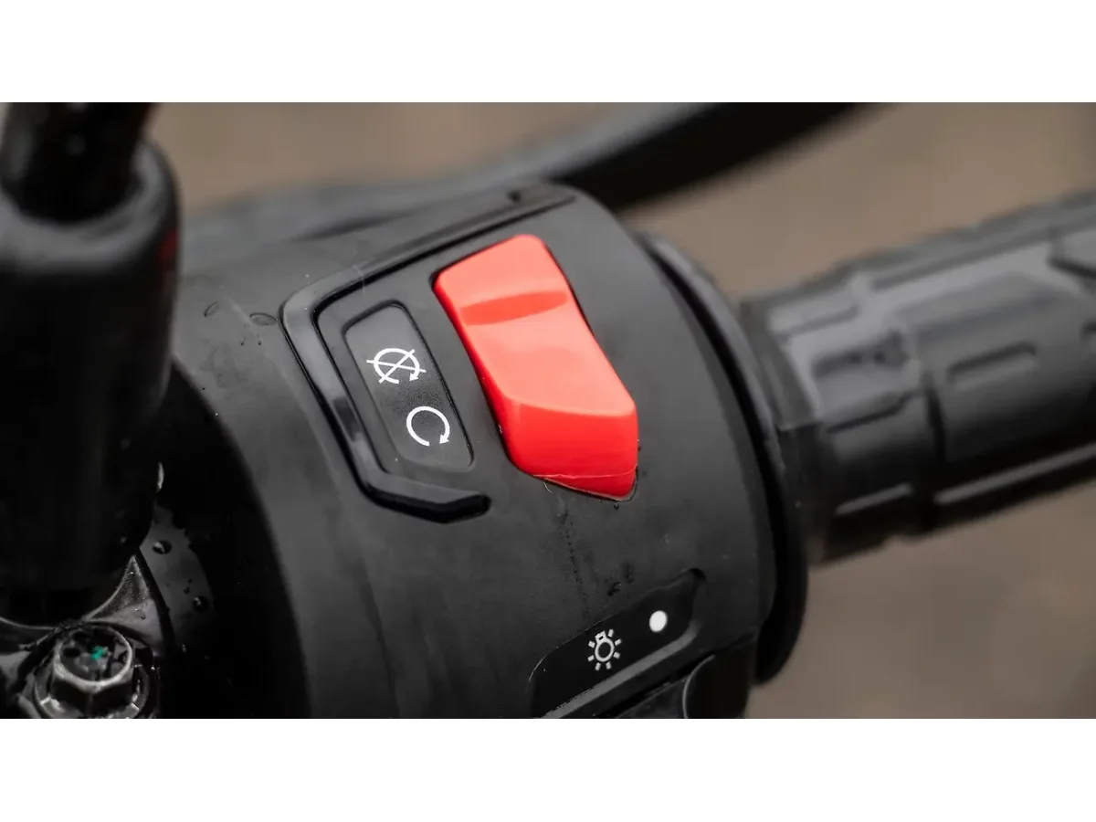 Bajaj Pulsar N160 - Engine Start Switch