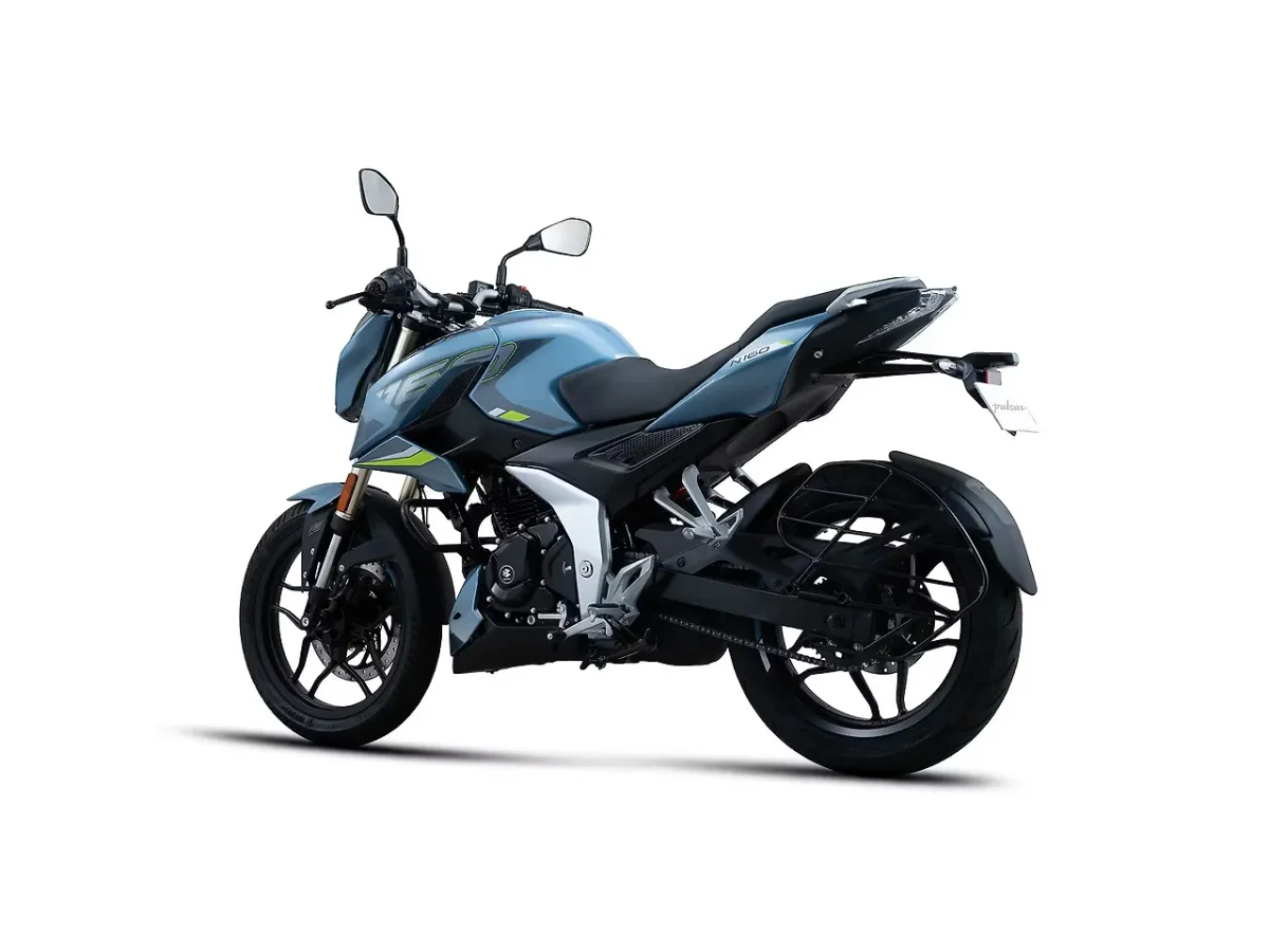 Bajaj Pulsar N160 - Left Rear Three Quarter