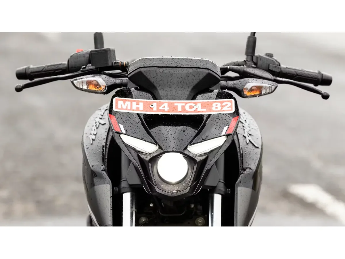 Bajaj Pulsar N160 - Projector Headlight