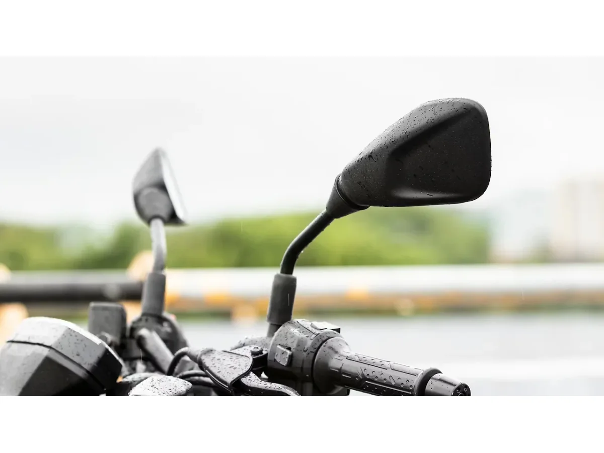 Bajaj Pulsar N160 - Rear View Mirror