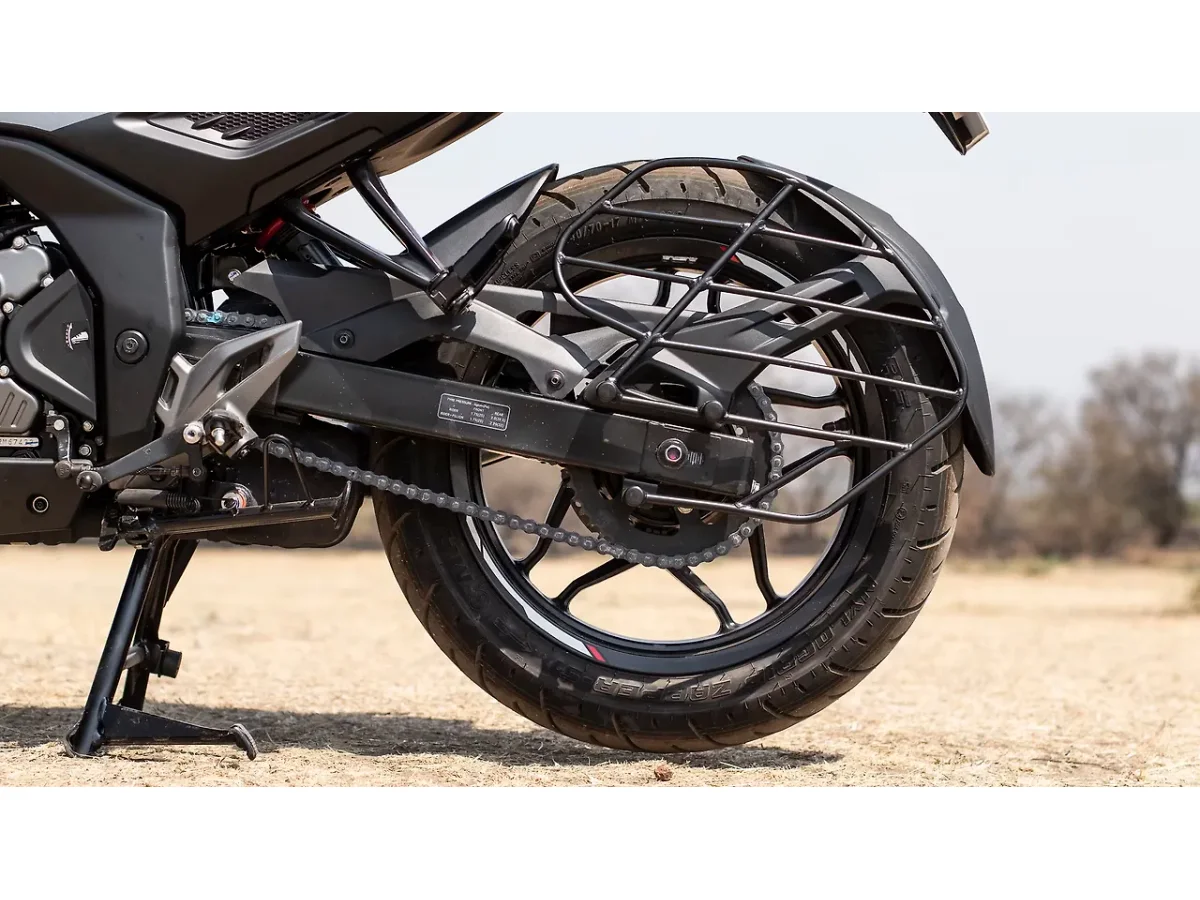 Bajaj Pulsar N250 - Rear Wheel