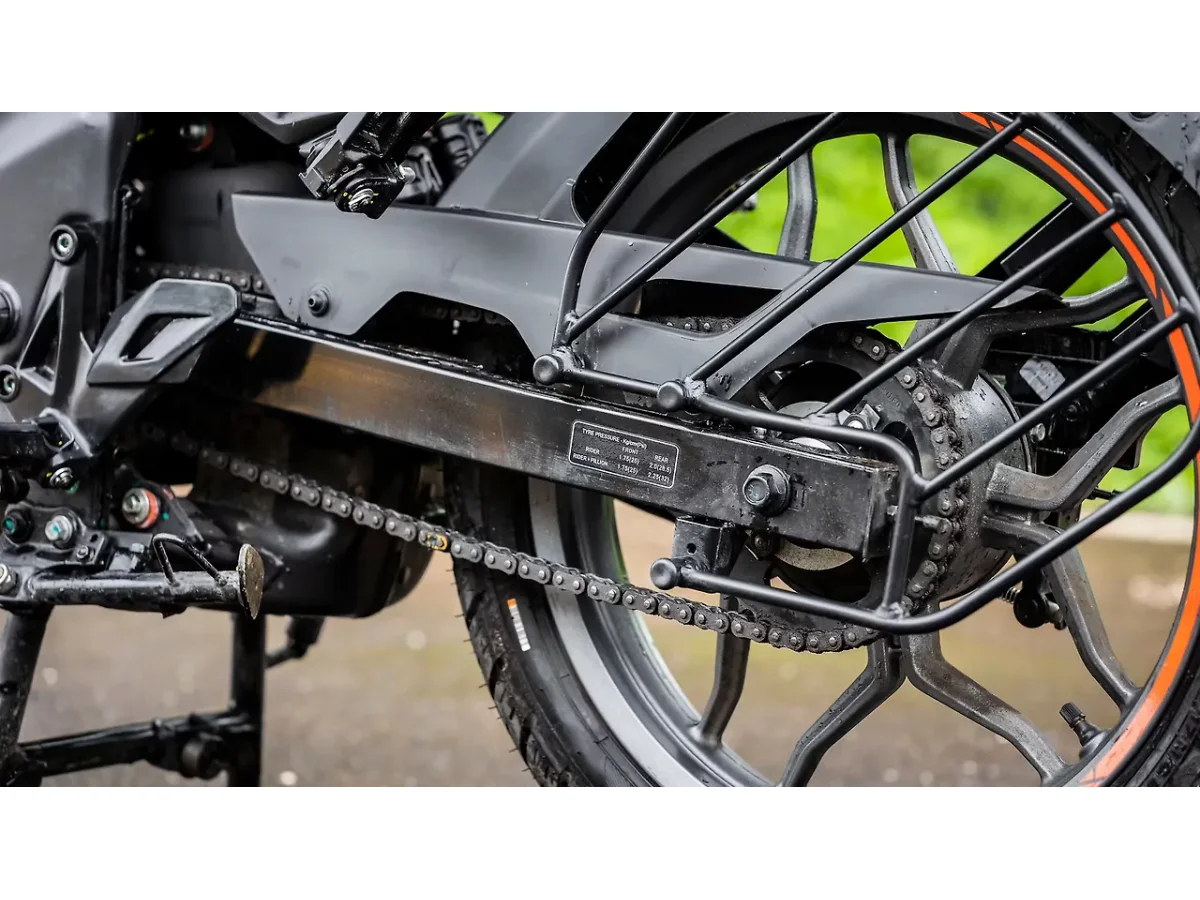 Bajaj Pulsar NS125 - Drive Chain And Sprocket