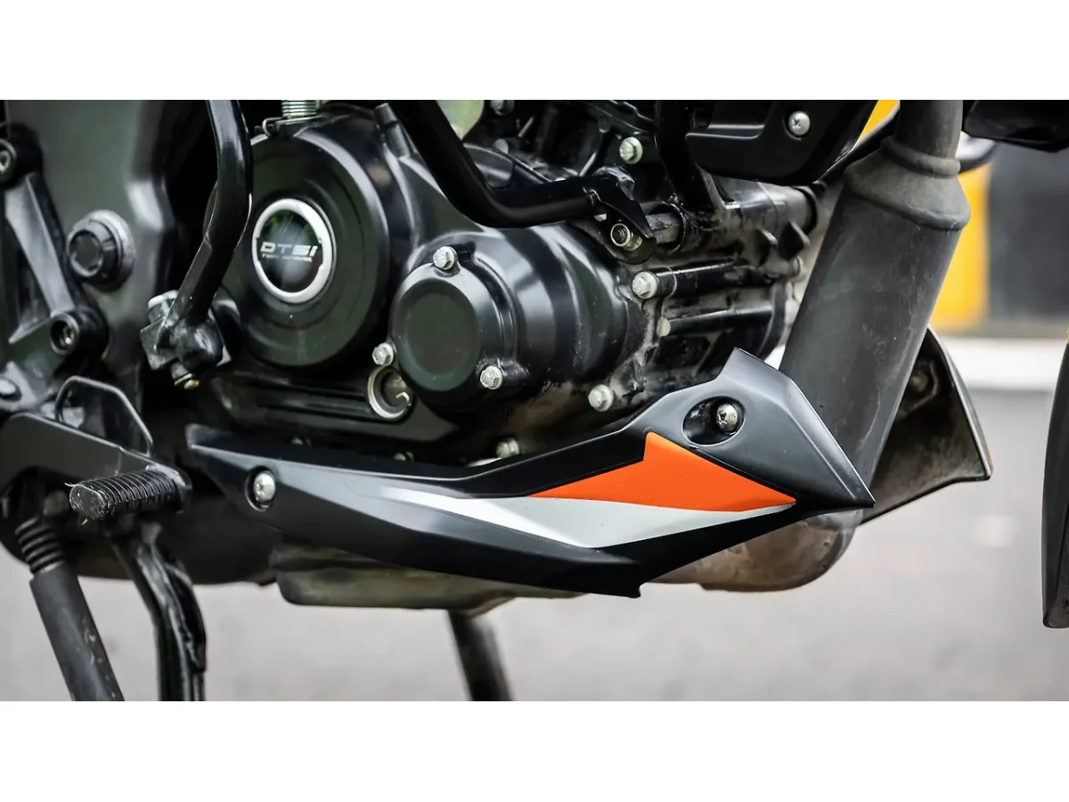 Bajaj Pulsar NS125 - Engine Heat Guard