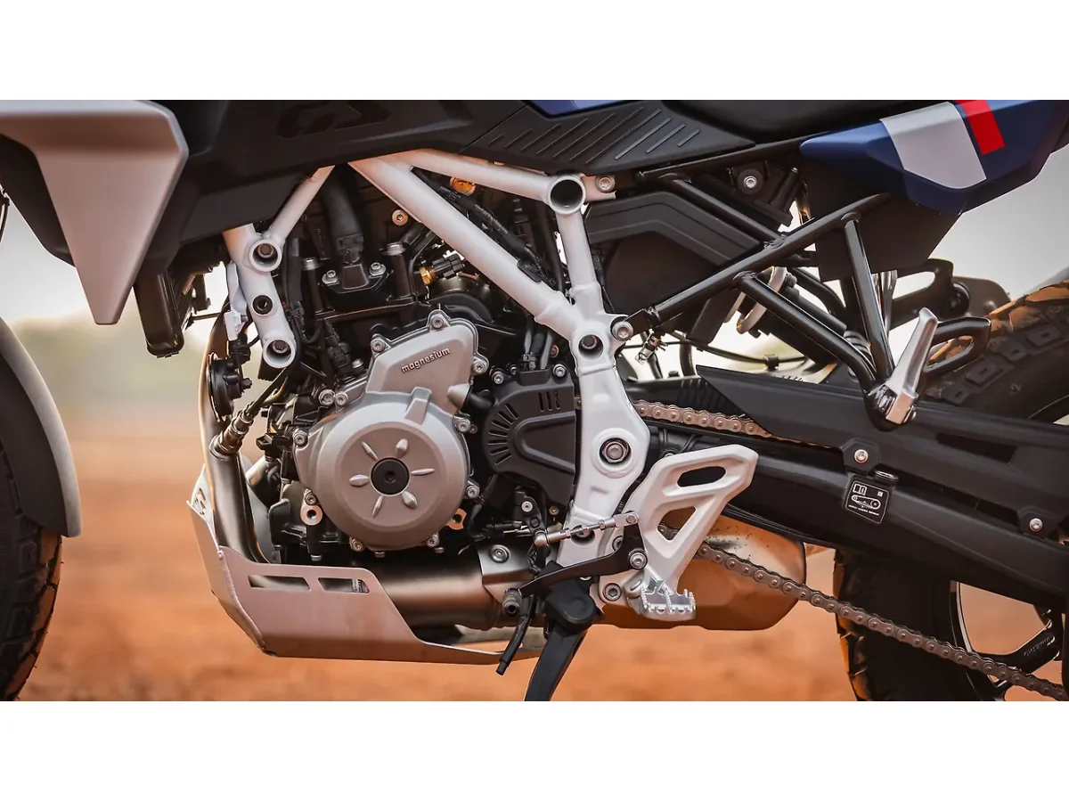 BMW F 450 GS - Engine From Left