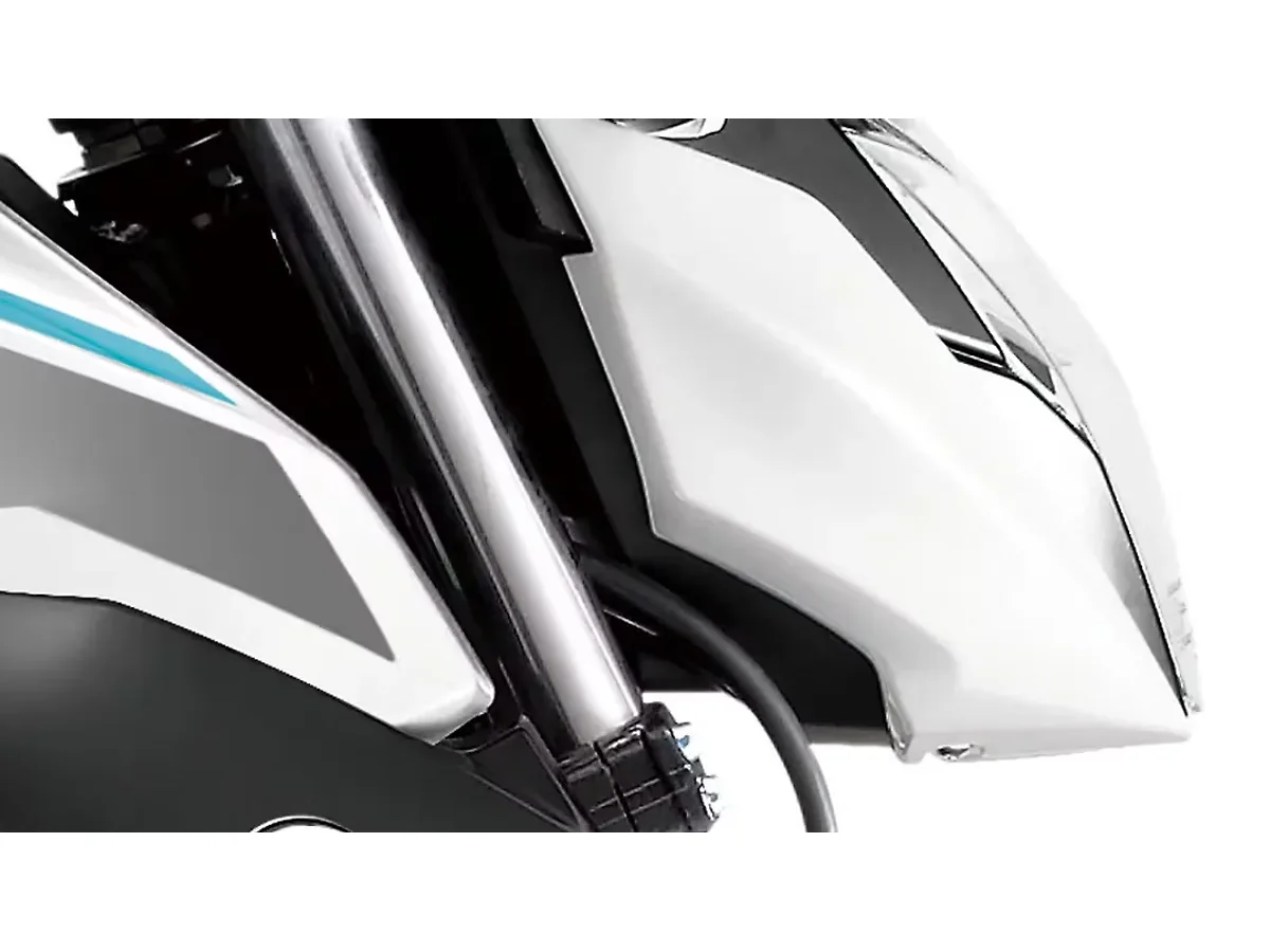 CFMOTO 650NK sideview of headlight