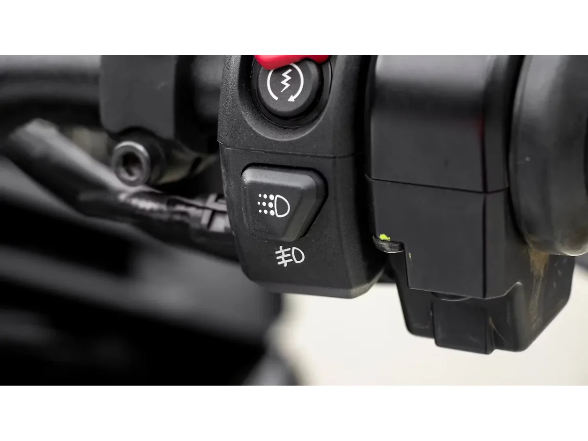 Ducati DesertX - Daytime Running Lamp Switch
