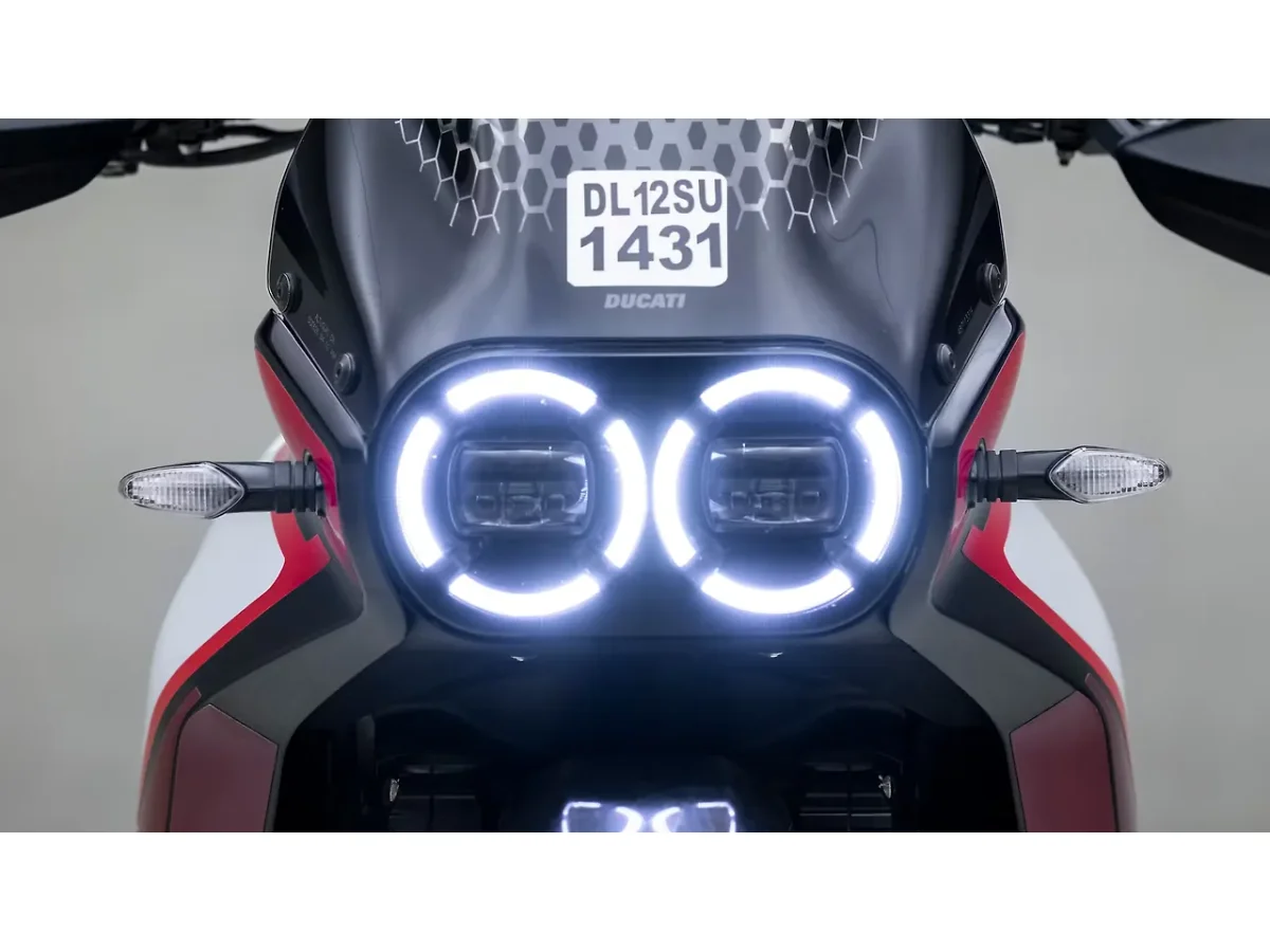 Ducati DesertX - Head Light