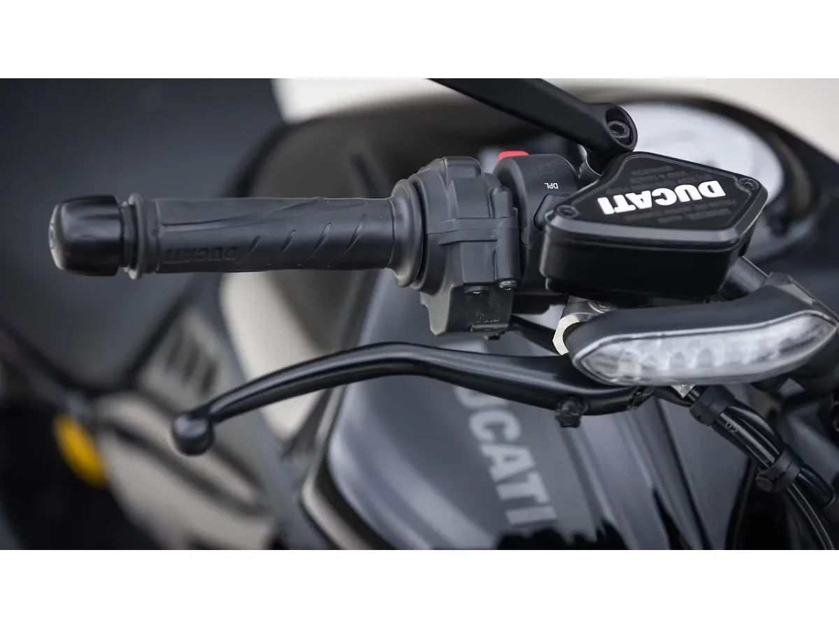 Ducati Diavel V4 - Front Brake Lever
