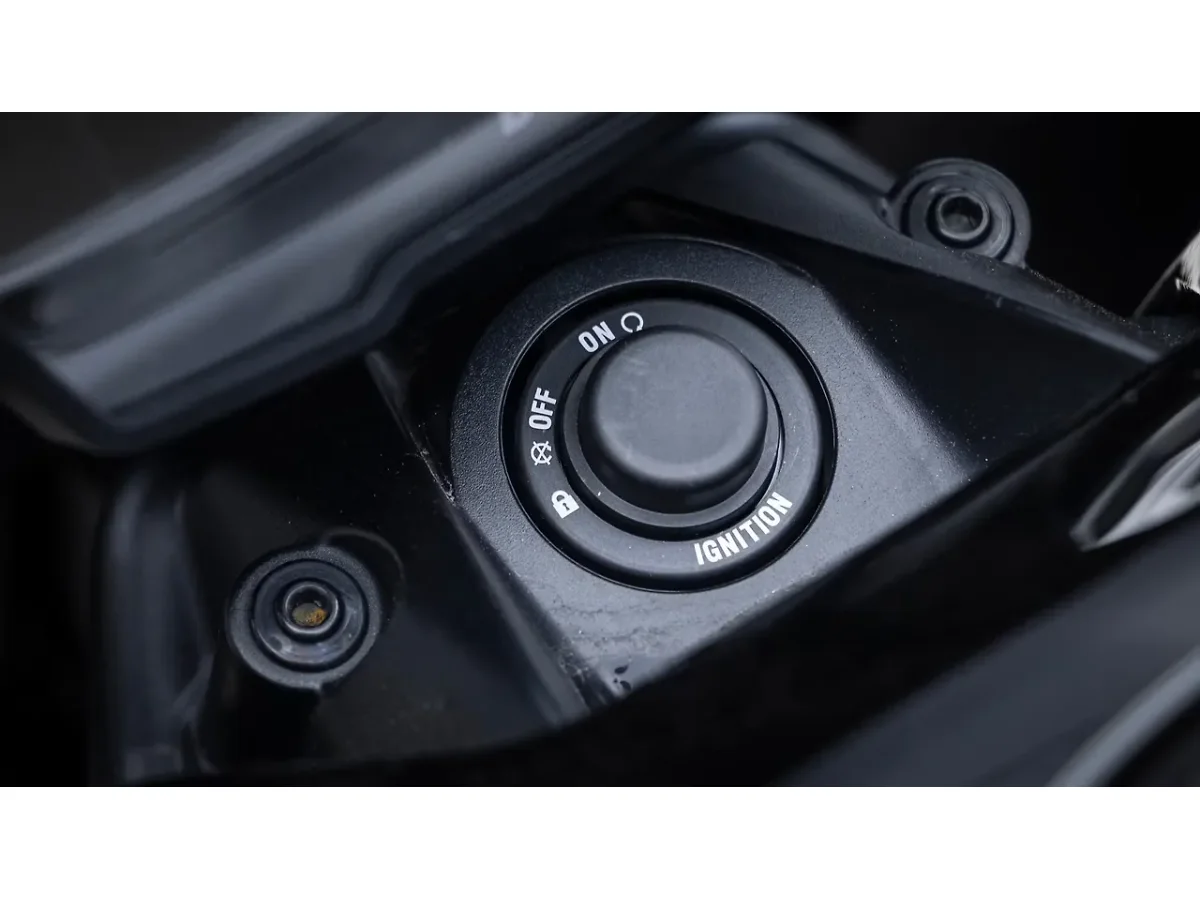 Ducati Diavel V4 - Ignition Switch