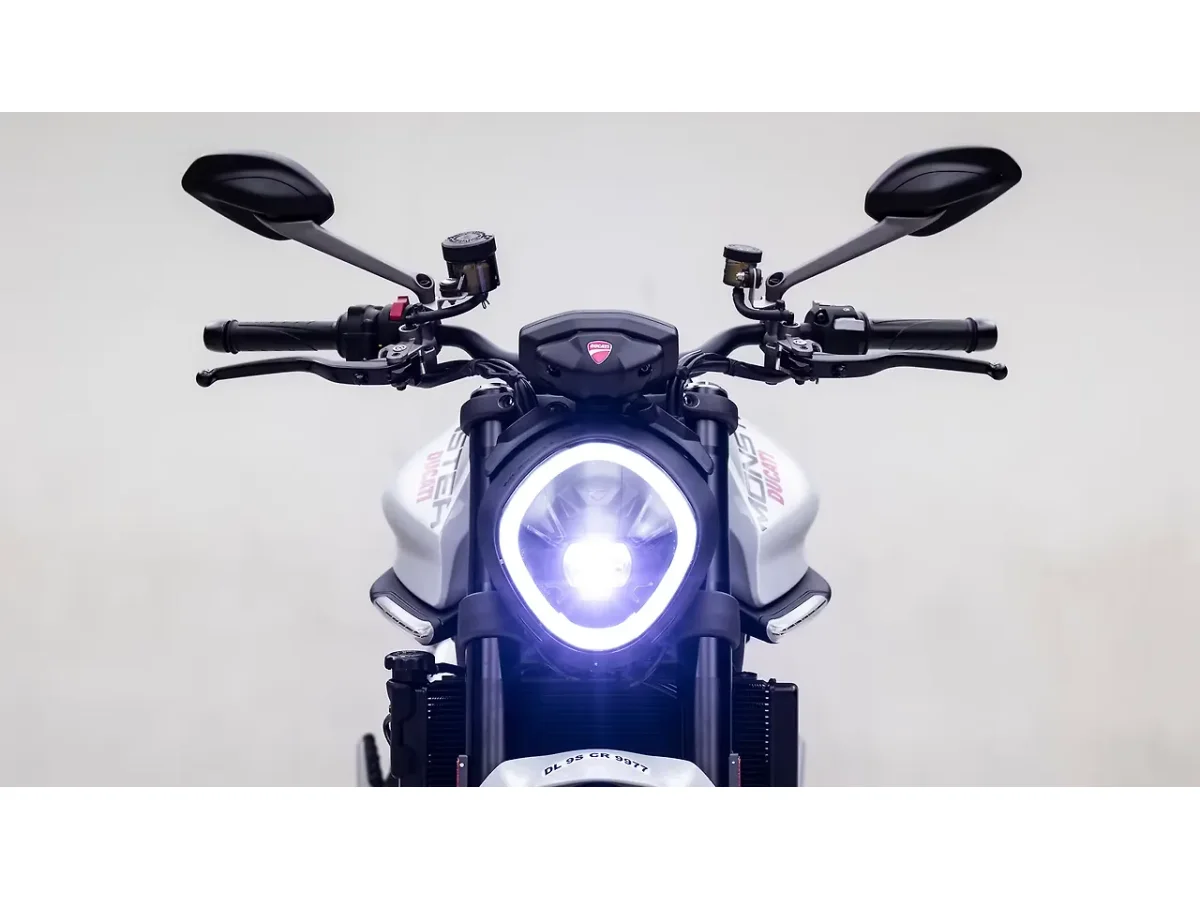Ducati Monster - Projector Headlight