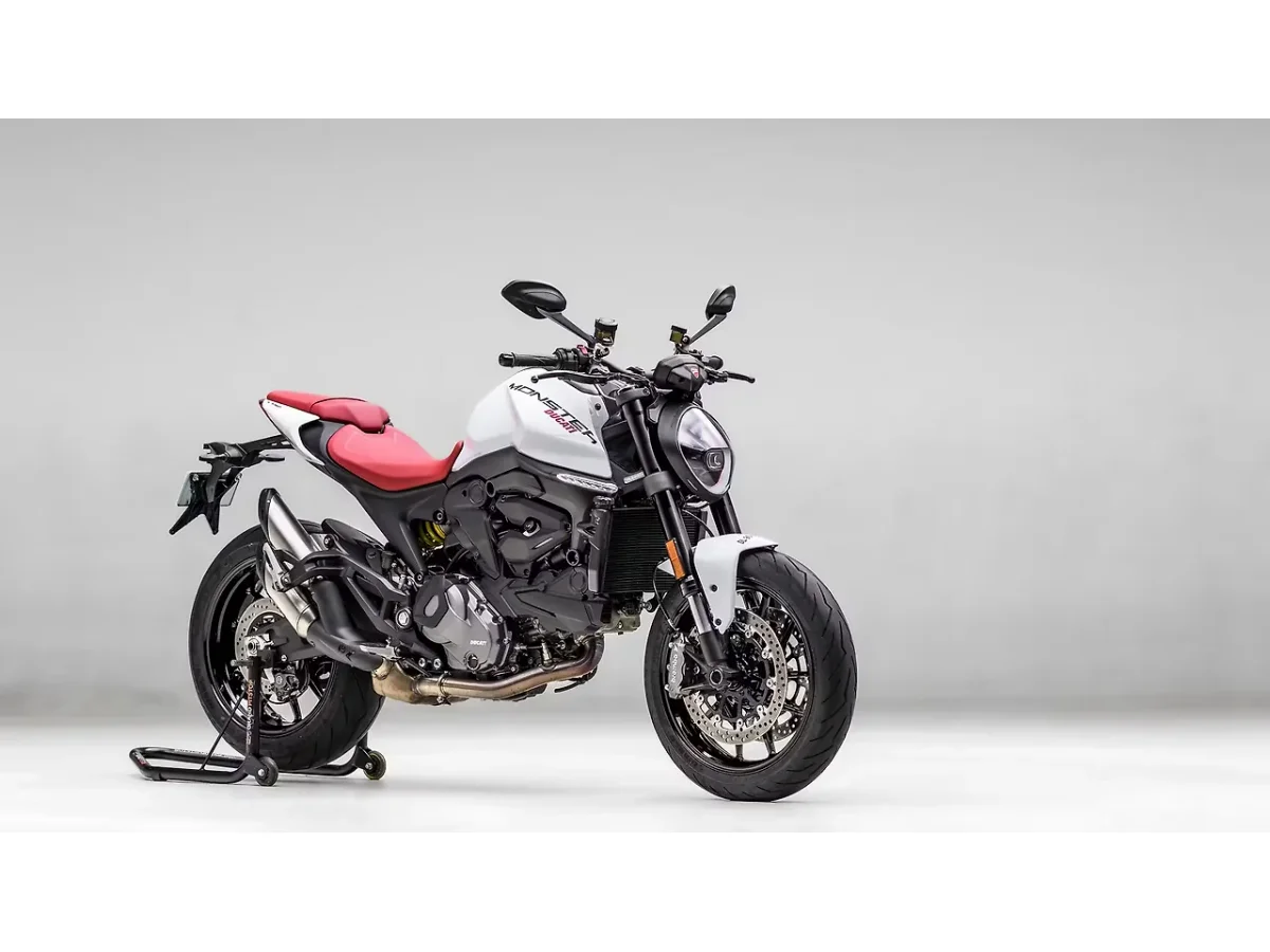 Ducati Monster - Right Front Three Quarter