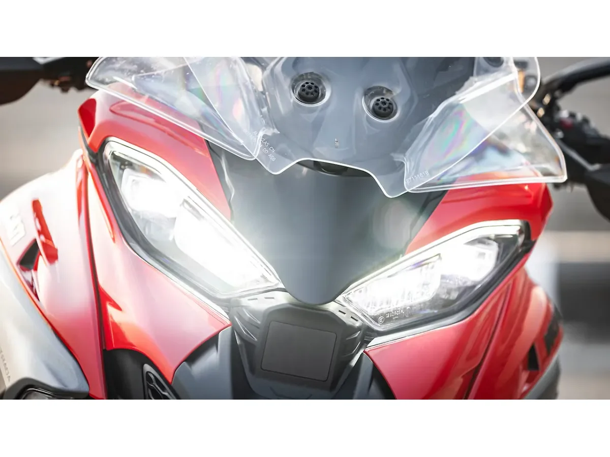 Ducati Multistrada V4 - Daytime Running Lamp