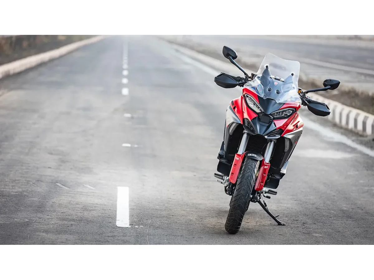 Ducati Multistrada V4 - Front View