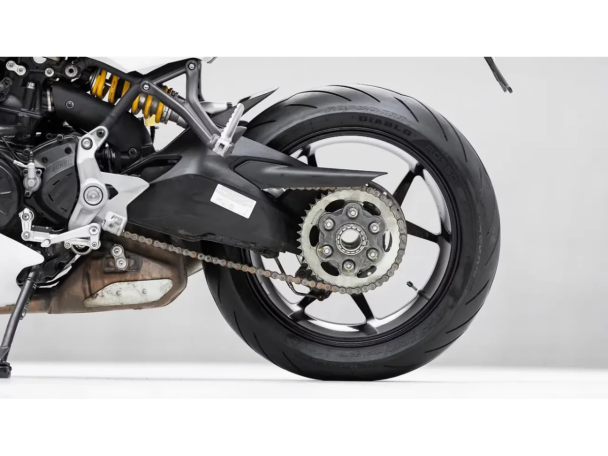 Ducati Supersport - Drive Chain And Sprocket