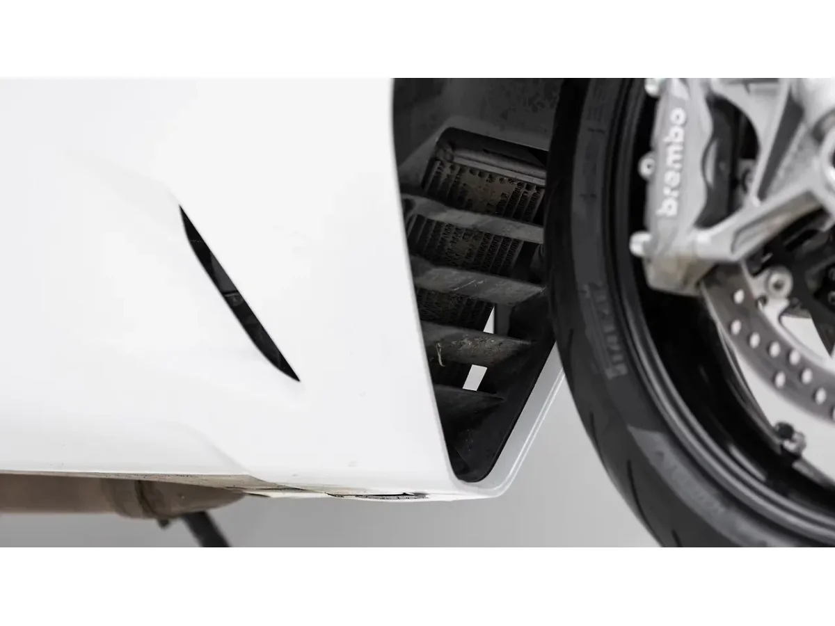 Ducati Supersport - Engine Cowl