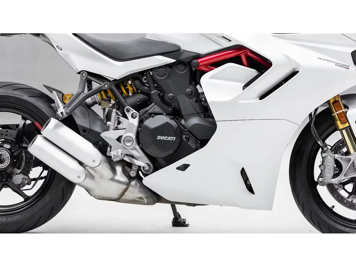 Ducati Supersport - Engine From Right