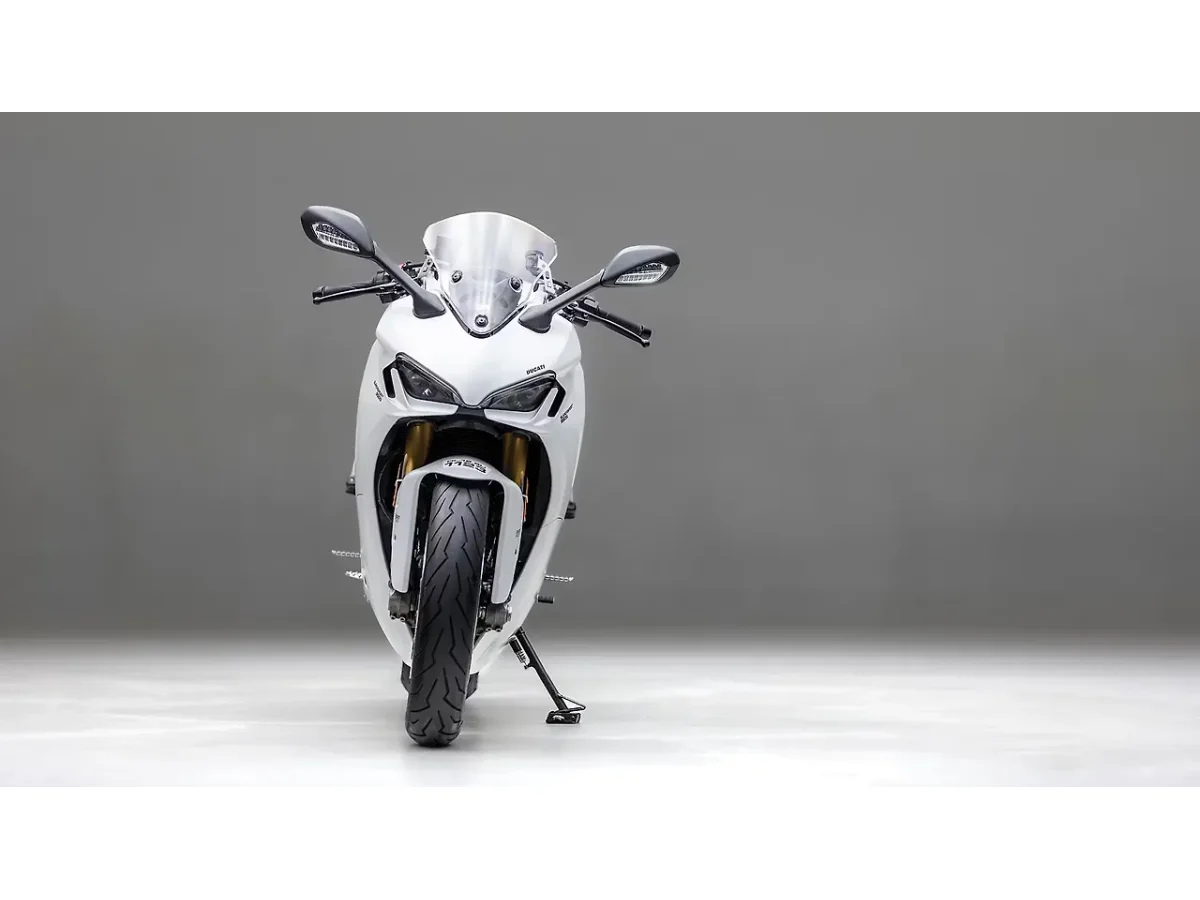 Ducati Supersport - Front View