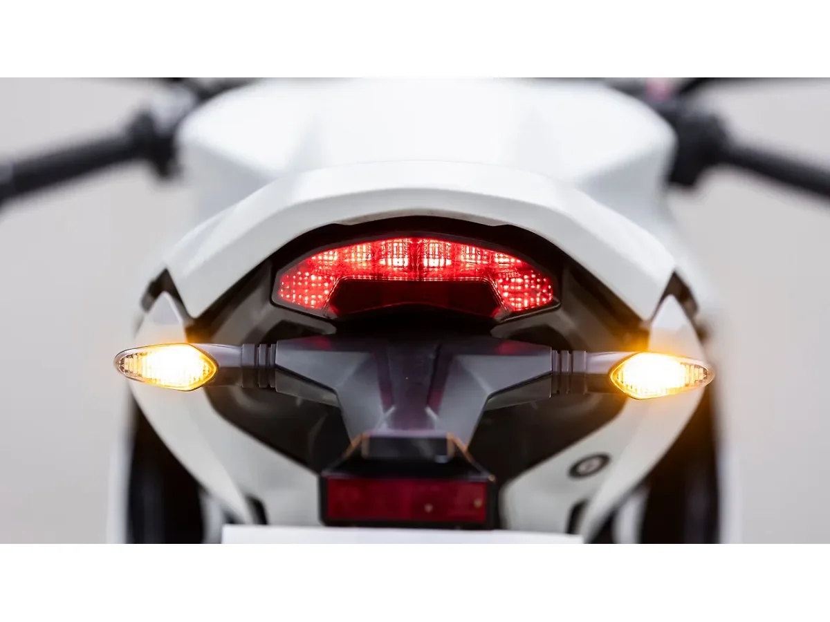 Ducati Supersport - Rear Turn Indicators