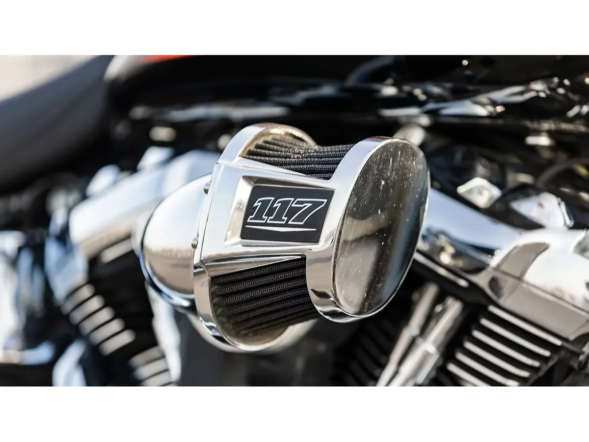 Harley-Davidson Breakout - Front Air Intake Duct