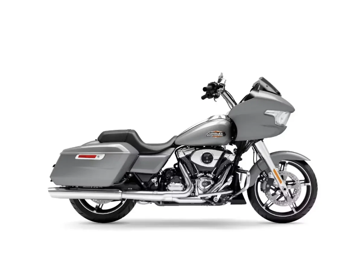 Harley-Davidson Road Glide in Atlas Silver Metallic colour - side profile