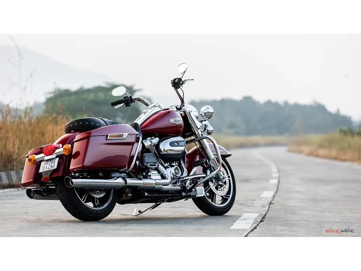 Harley-Davidson Road King Sideview
