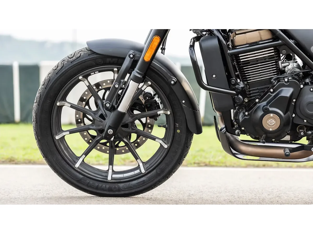 Harley-Davidson X440 front alloy wheel and tire close-up