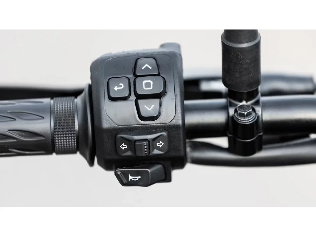 Harley-Davidson X440 right-side multifunction switchgear controls
