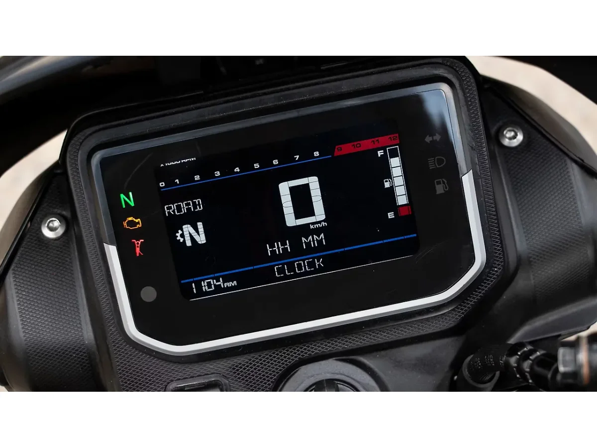Hero Glamour X 125 digital instrument cluster display