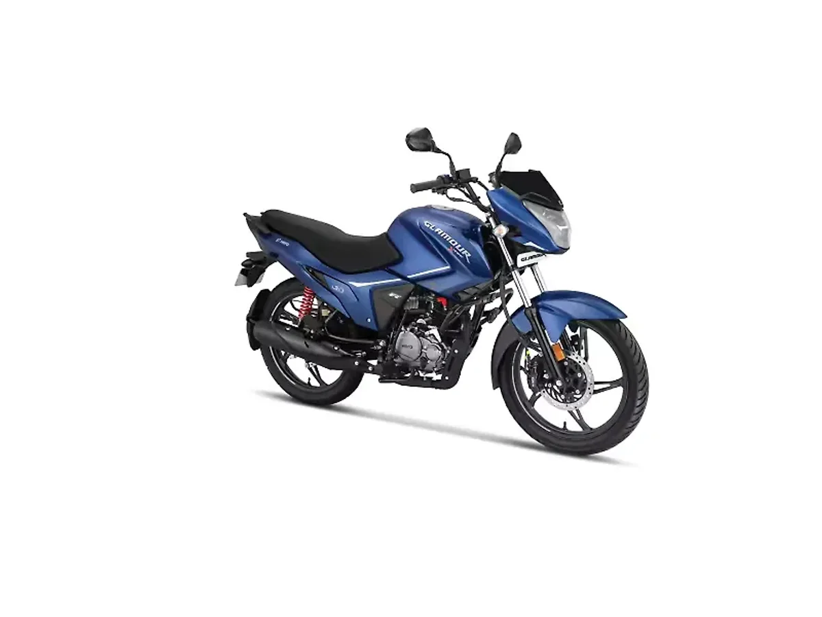 Hero Glamour XTEC motorcycle right front three-quarter view