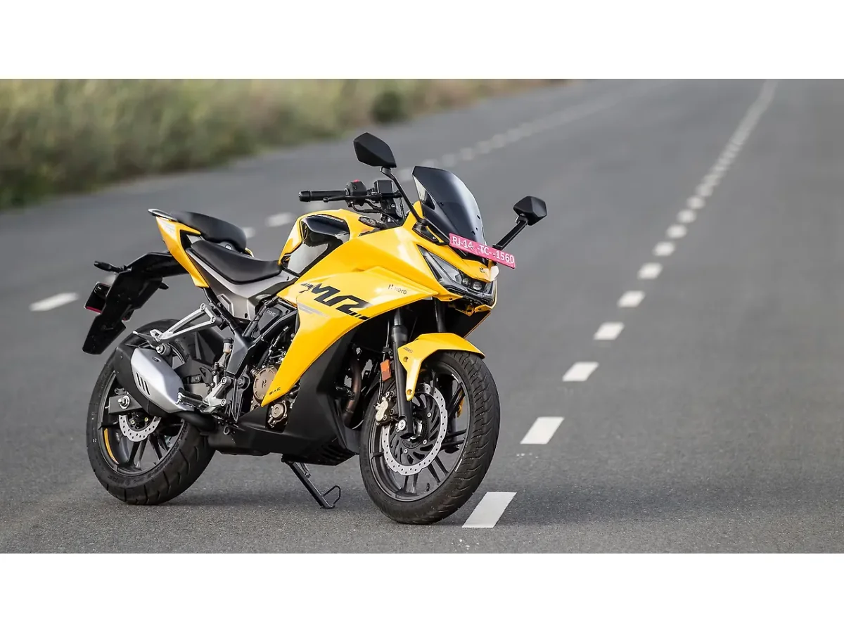 Hero Karizma XMR motorcycle right front three-quarter view