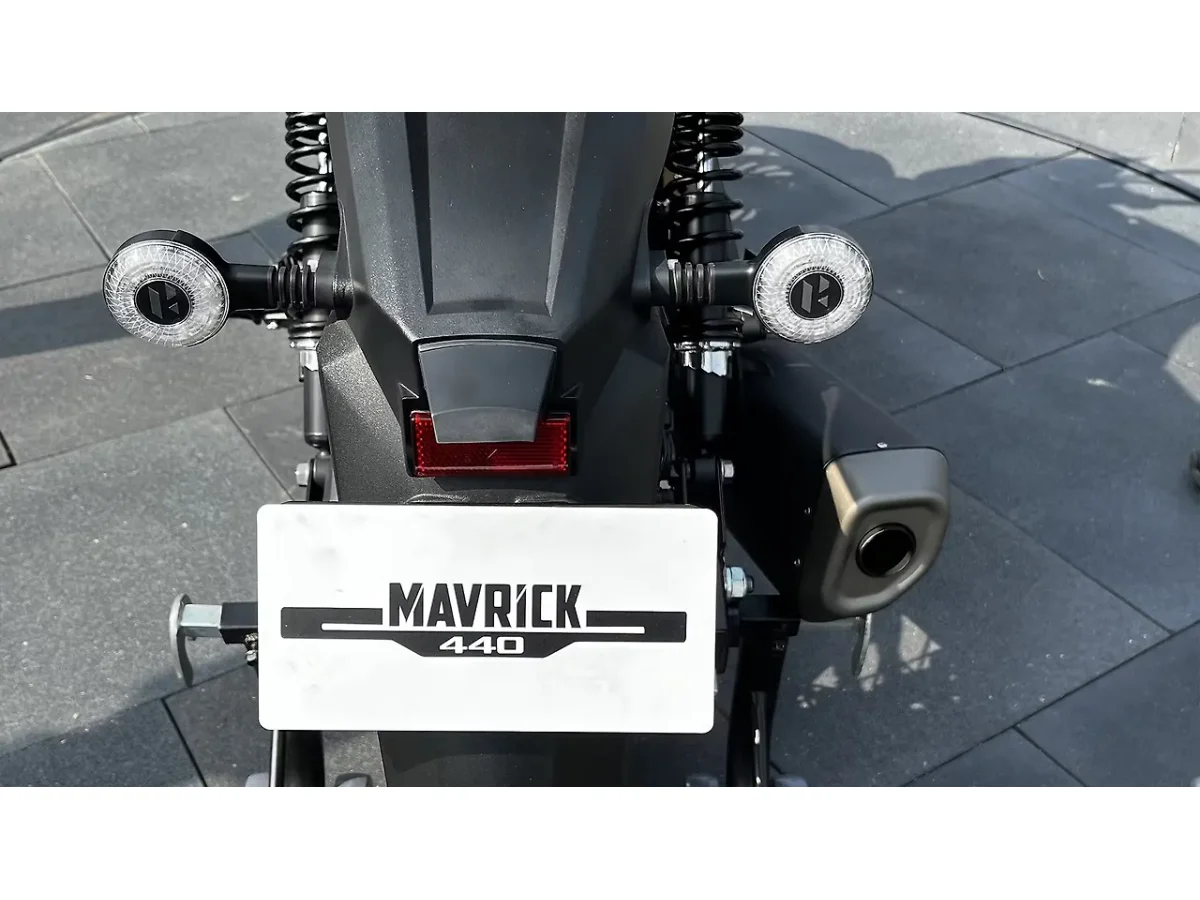 Hero Mavrick 440 rear number plate lamp assembly