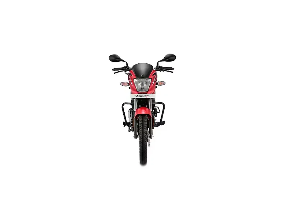 Front view of the Hero Passion Plus commuter motorcycle