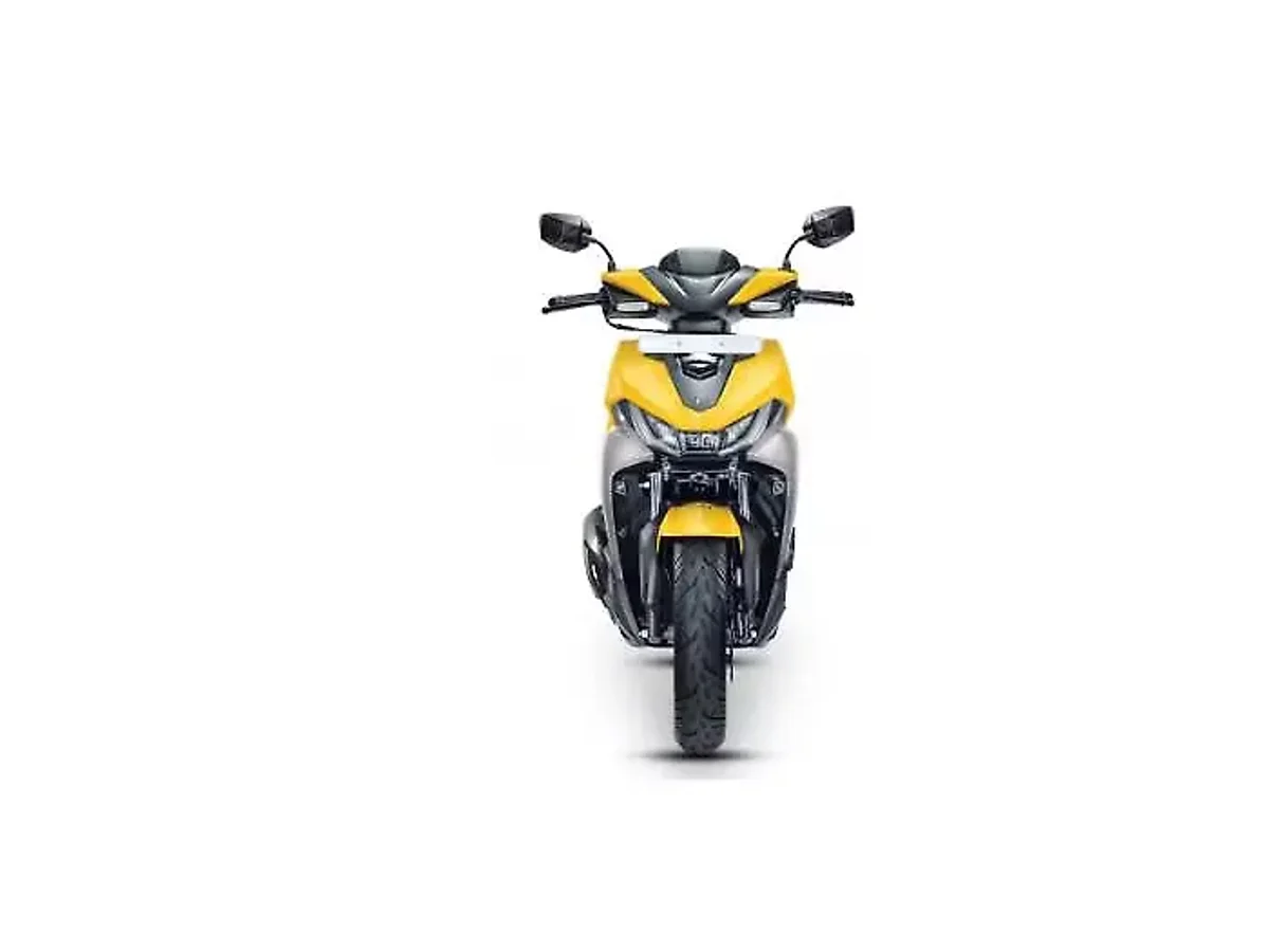 Front view of the Hero Xoom 125 scooter