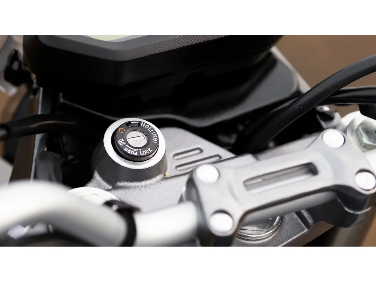 Hero XPulse 200 4V ignition key switch and handlebar clamp