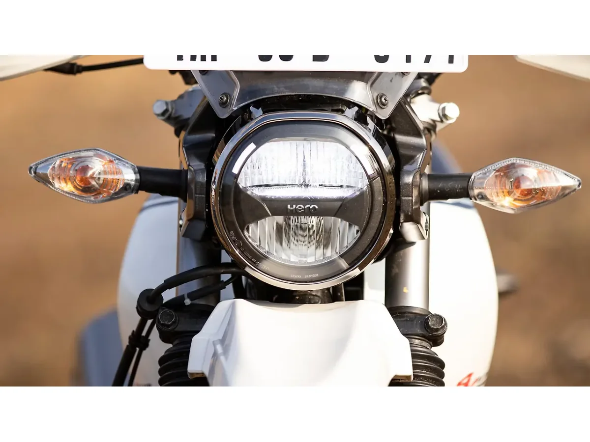 Hero XPulse 200 4V round LED headlight with daytime running lamp