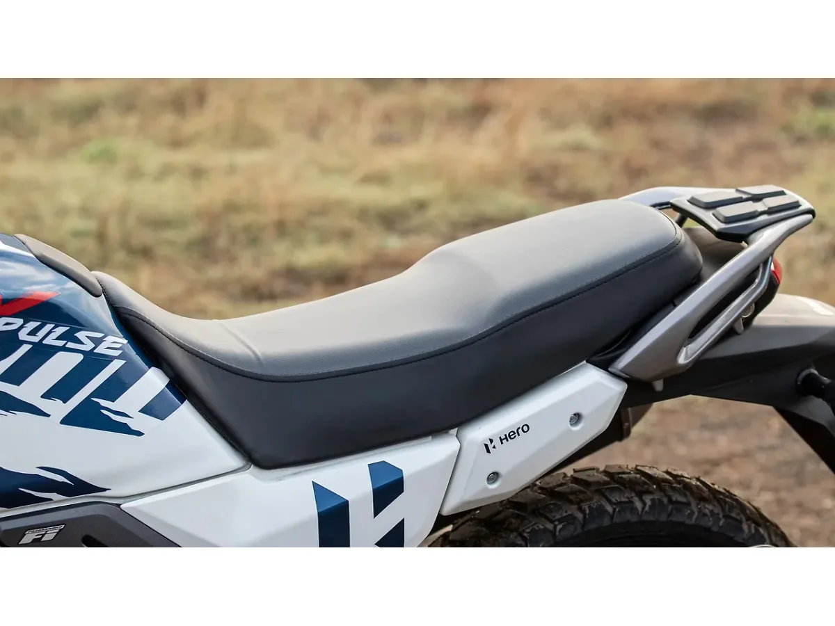 Hero XPulse 200 4V single-piece adventure motorcycle seat