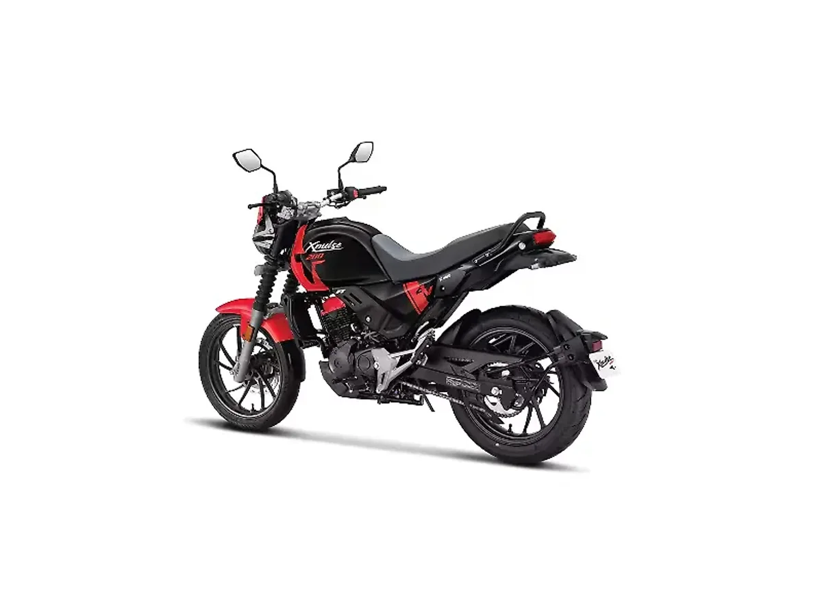 Hero XPulse 200T 4V gallery view