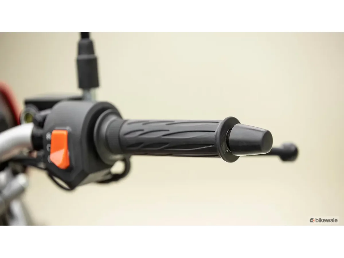 Hero XPulse 200T 4V gallery view