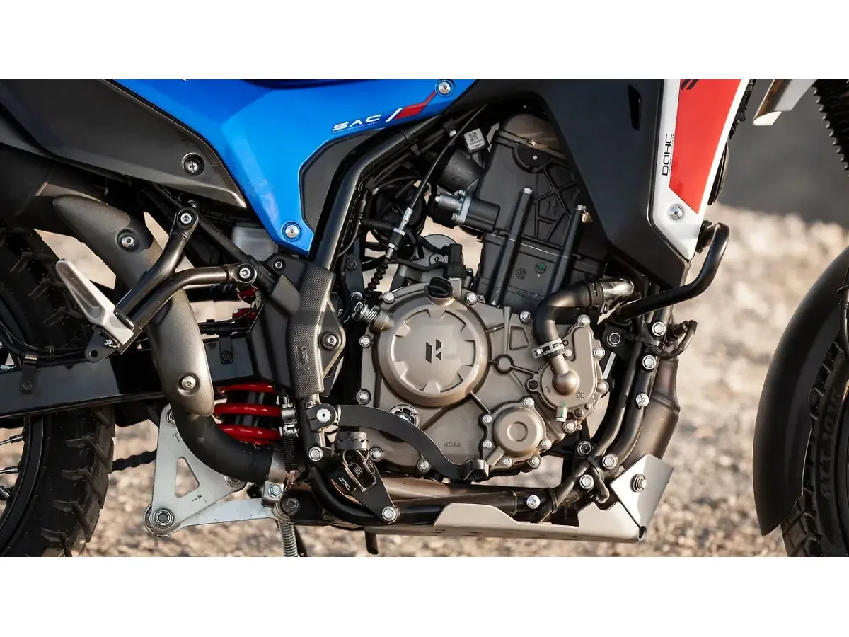 Hero XPulse 210 engine right side